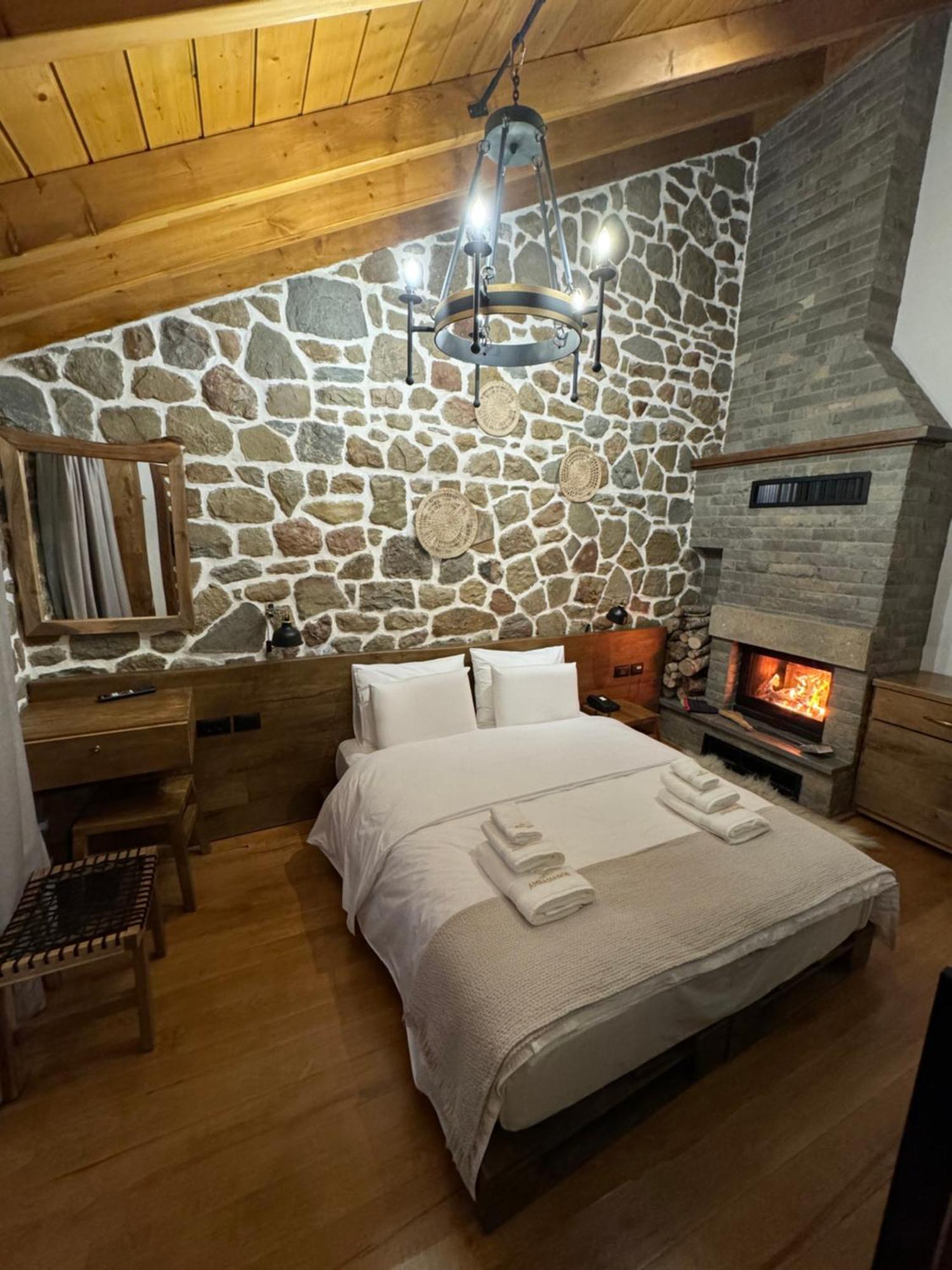 Hotel Ambassador Voskopojë Exteriér fotografie